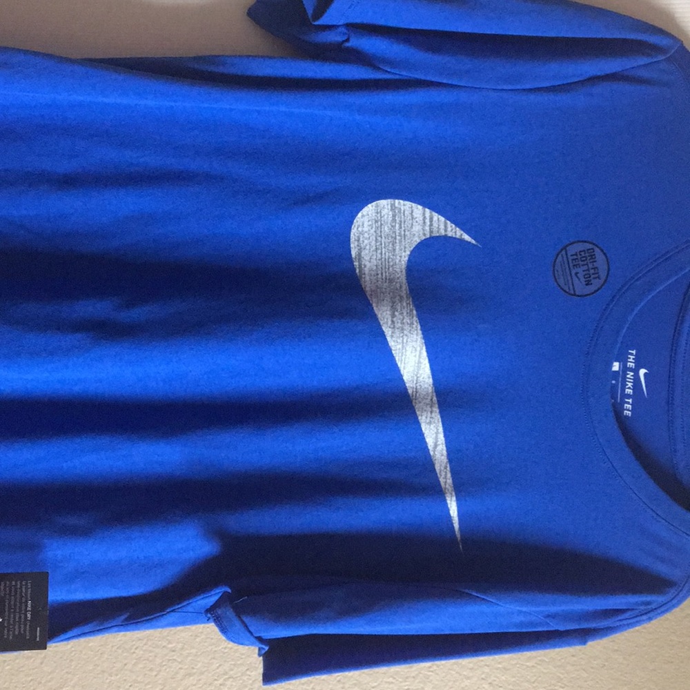 Nike T-shirt
